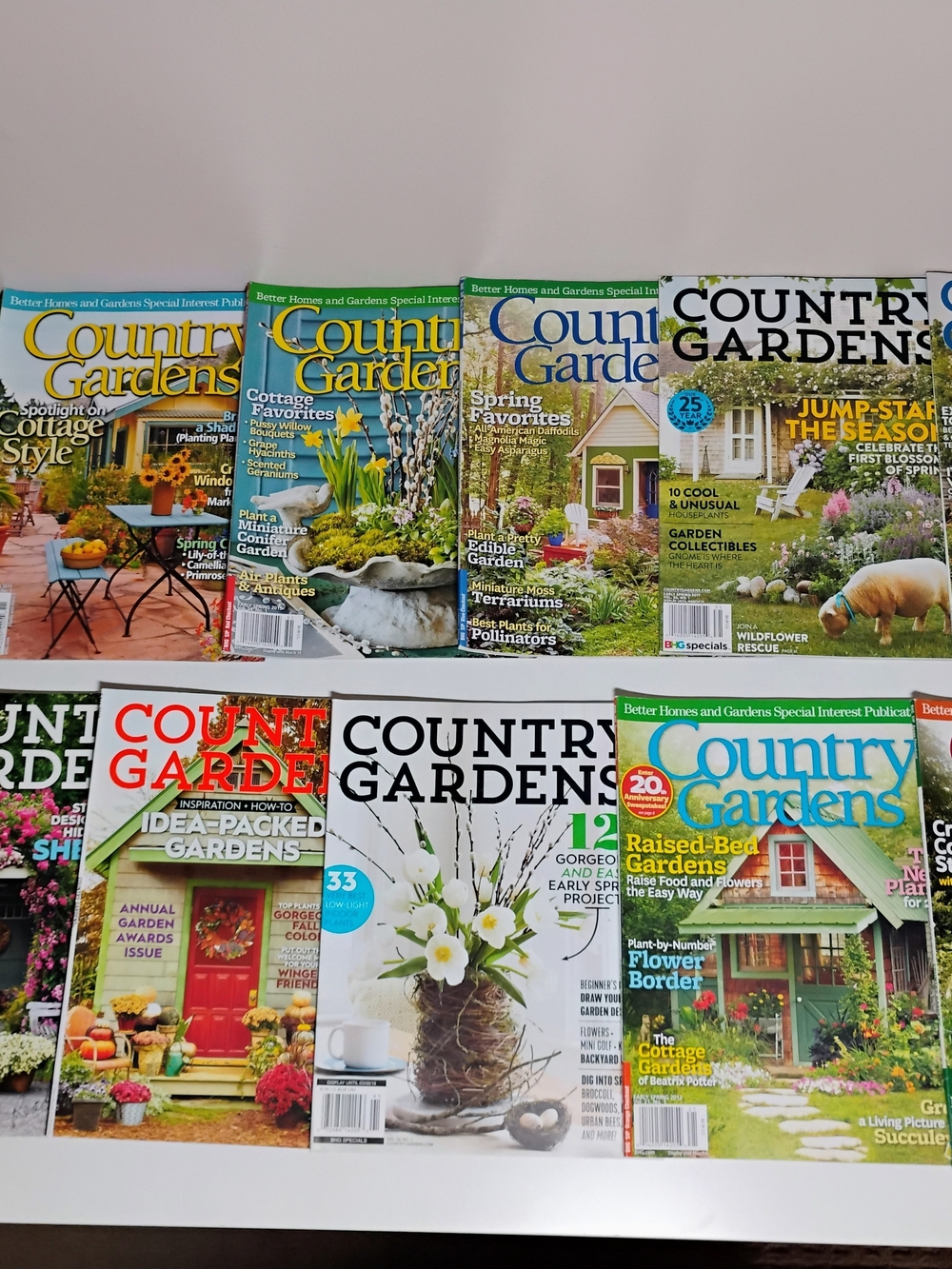 Magazine Bundle - Colorful Covers Collection 12 Issues 2011-2019